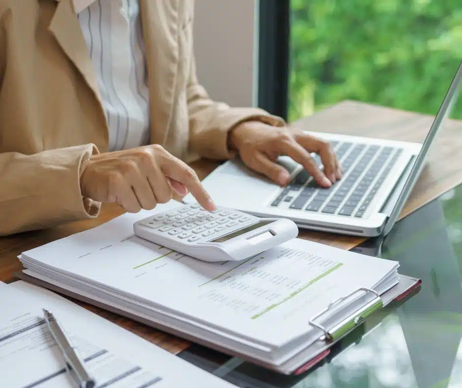 Modern_photo_collage_facebook_post (2)